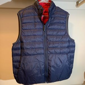 Reversible down vest red and blue